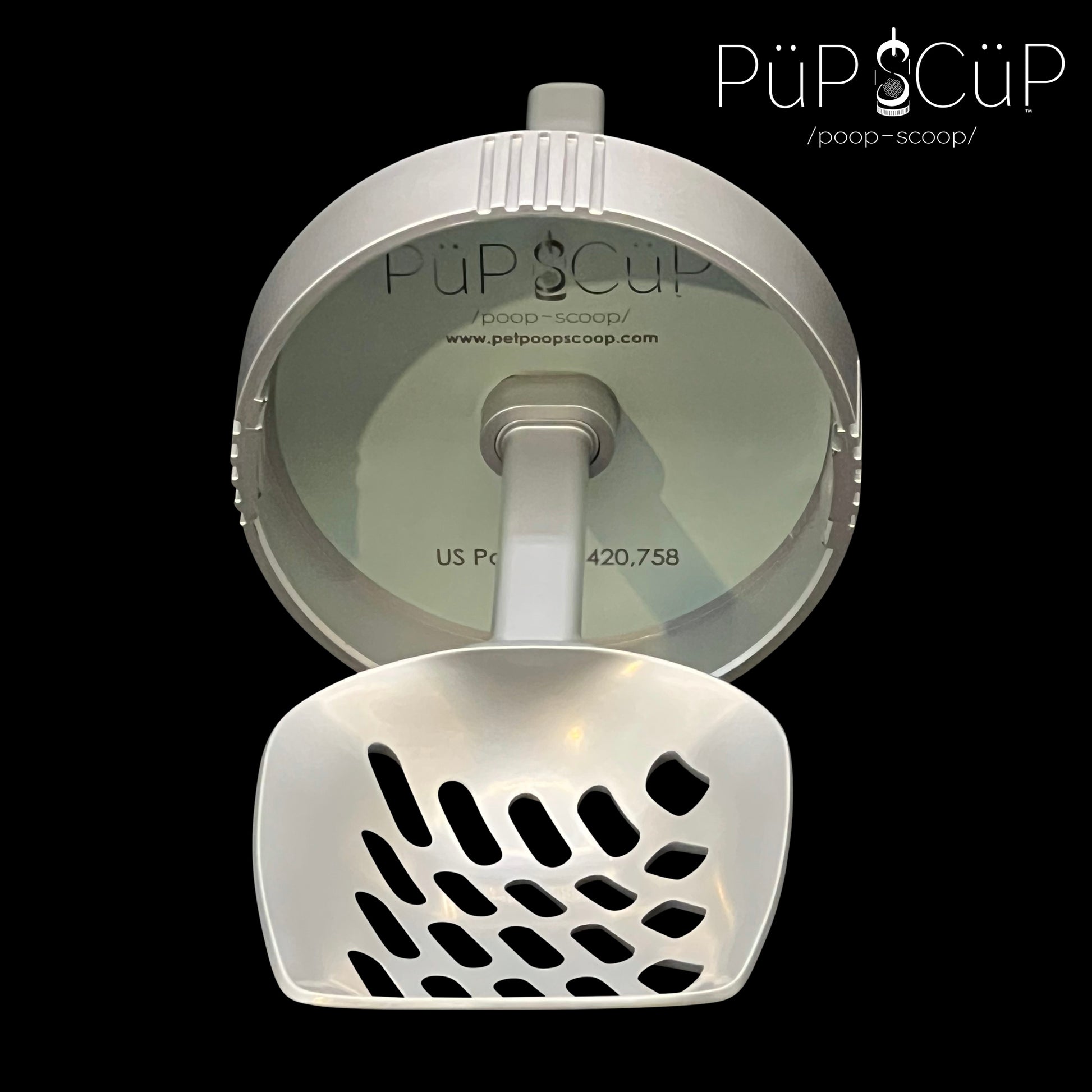 Heavy-duty metal PÜP SCÜP™ pet litter scoop featuring a plastic lid fitted to the handle. The design shows how the lid protects the user's hand during use and provides ergonomic leverage for removing heavy waste clumps, alongside the container's locking mechanism to deter any misuse or mis-handling.